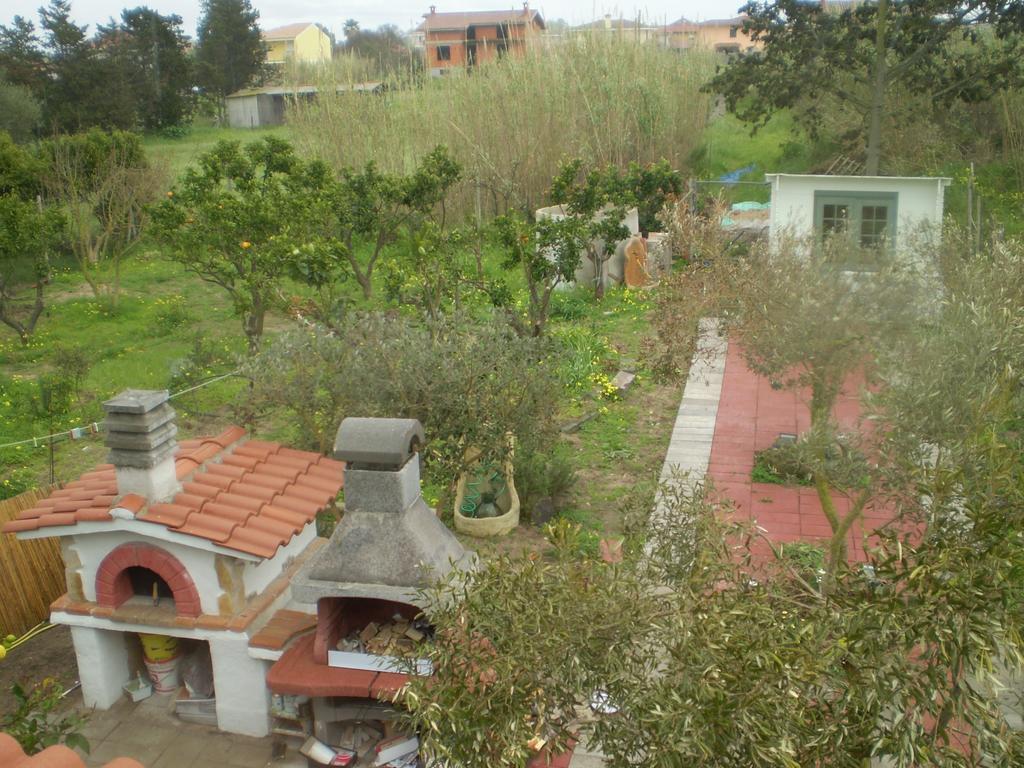 Bed and Breakfast Il Giardino Di Emilio Marrùbiu Zimmer foto