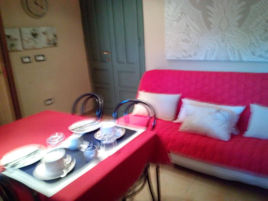Bed and Breakfast Il Giardino Di Emilio Marrùbiu Exterior foto